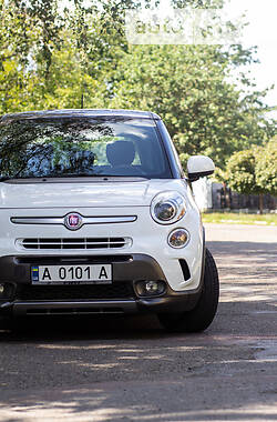 Седан Fiat 500L 2014 в Черновцах