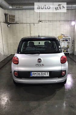 Седан Fiat 500L 2015 в Киеве