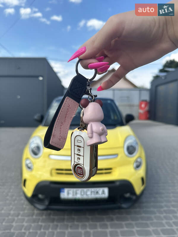 Хэтчбек Fiat 500L 2015 в Львове