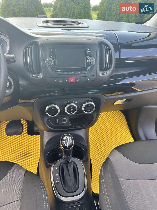 Хэтчбек Fiat 500L 2015 в Львове