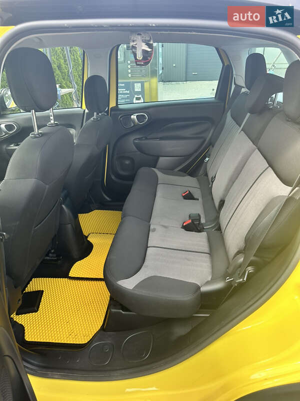 Хэтчбек Fiat 500L 2015 в Львове