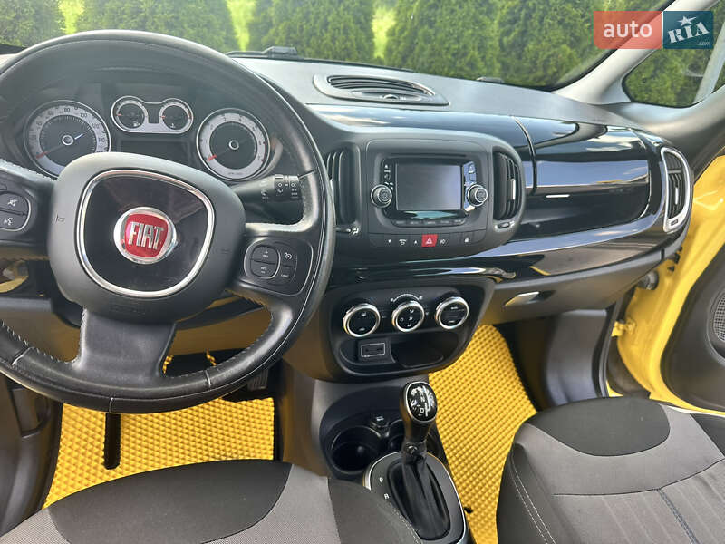 Хэтчбек Fiat 500L 2015 в Львове