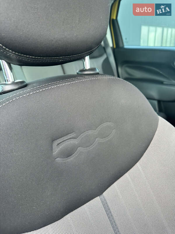 Хэтчбек Fiat 500L 2015 в Львове