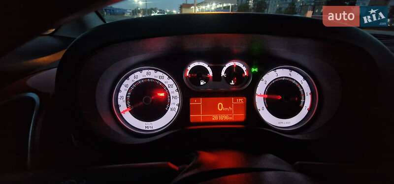 Хэтчбек Fiat 500L 2013 в Сумах
