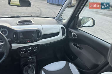 Хэтчбек Fiat 500L 2013 в 