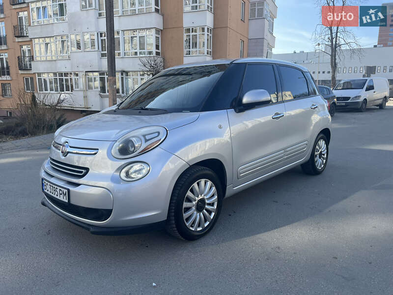 Хэтчбек Fiat 500L 2013 в Львове