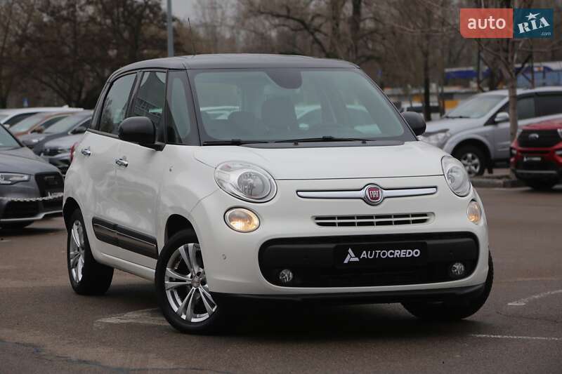 Хэтчбек Fiat 500L 2014 в 
