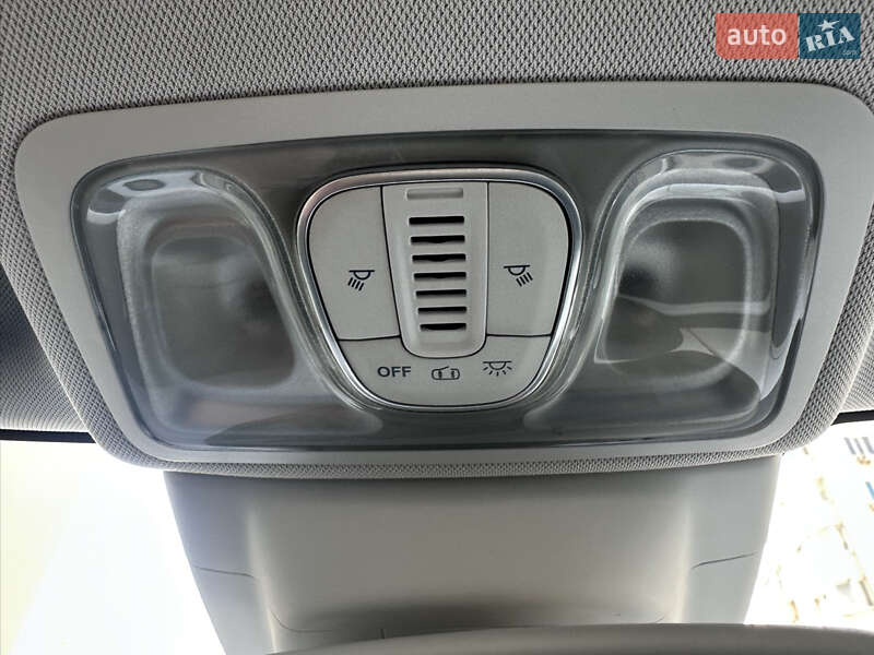 Хетчбек Fiat 500L 2013 в Києві