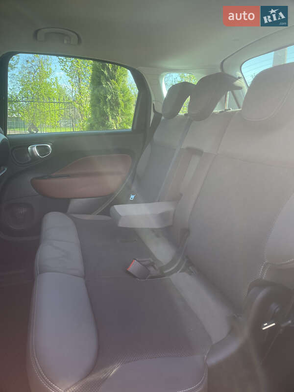 Хэтчбек Fiat 500L 2013 в Киеве