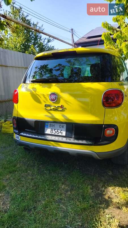 Хэтчбек Fiat 500L 2013 в 