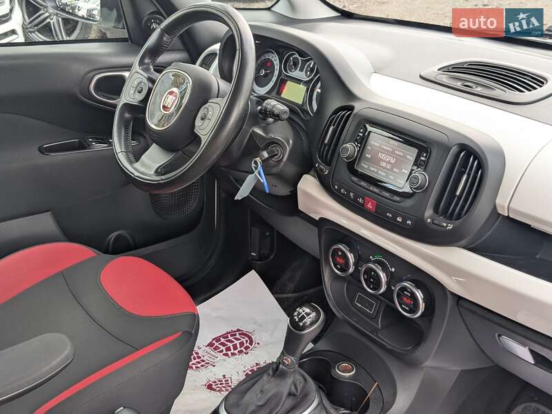 Хэтчбек Fiat 500L 2015 в Киеве