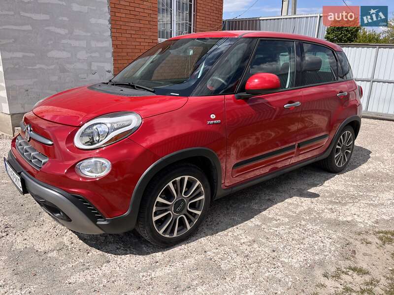Хэтчбек Fiat 500L 2019 в 