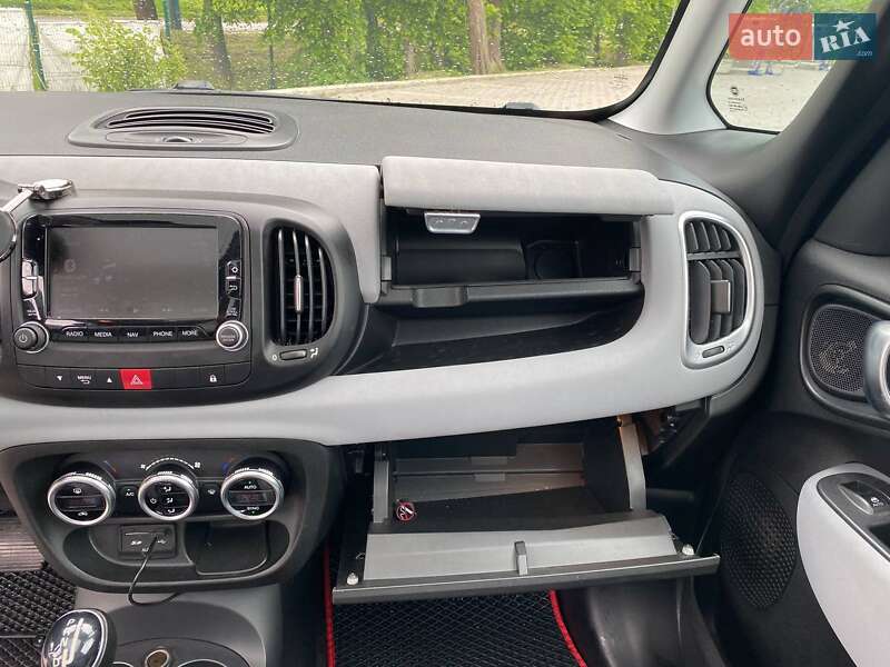 Хэтчбек Fiat 500L 2014 в Львове