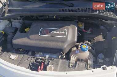 Хэтчбек Fiat 500L 2013 в 