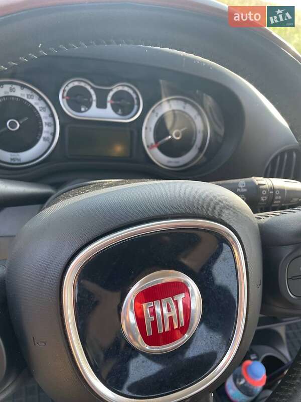 Хетчбек Fiat 500L 2013 в Вараші