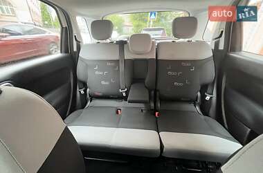 Хэтчбек Fiat 500L 2014 в 
