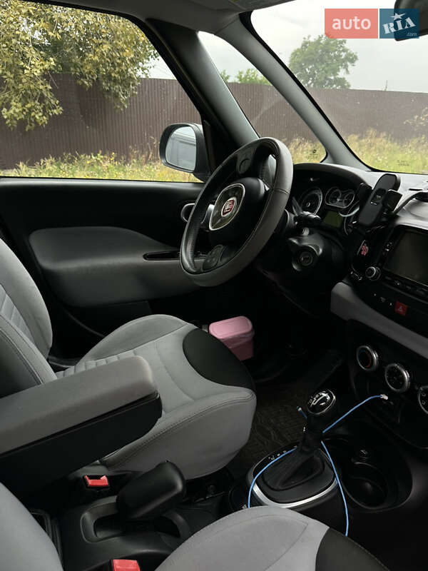 Хэтчбек Fiat 500L 2013 в Киеве