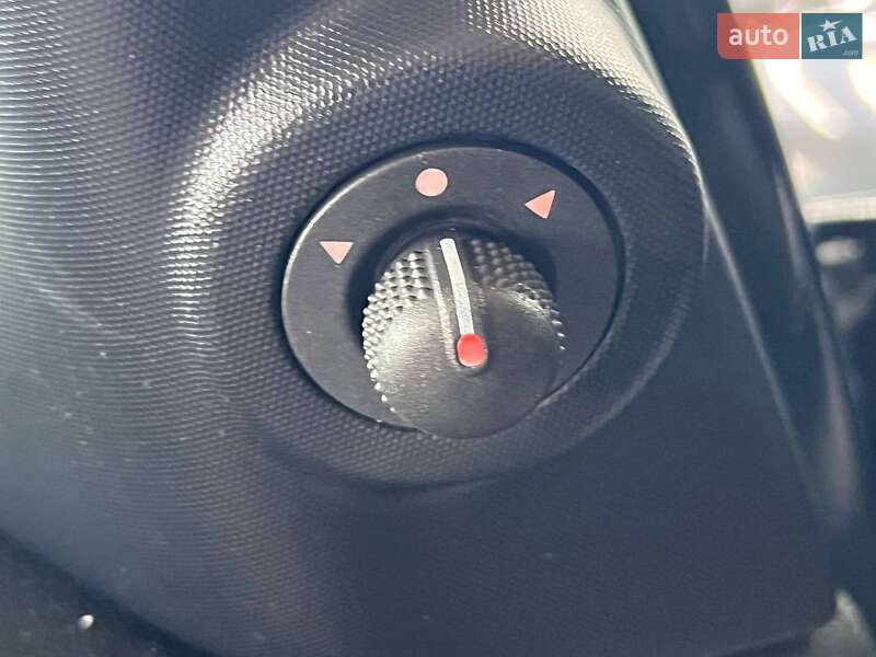 Хэтчбек Fiat 500L 2013 в Одессе фото 11 Хэтчбек Fiat 500L 2013 в Одессе