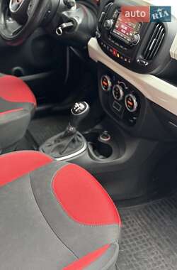 Хэтчбек Fiat 500L 2015 в 