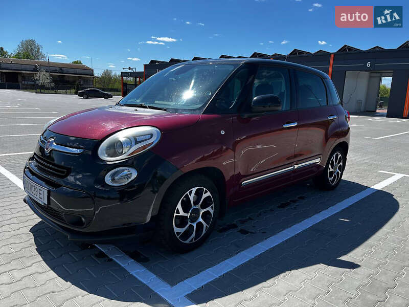 Хэтчбек Fiat 500L 2013 в 