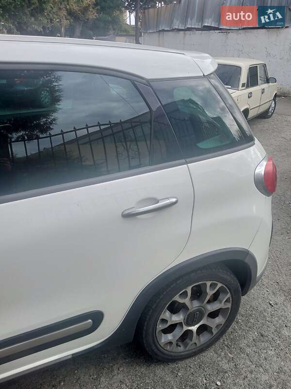 Хетчбек Fiat 500L 2013 в Києві