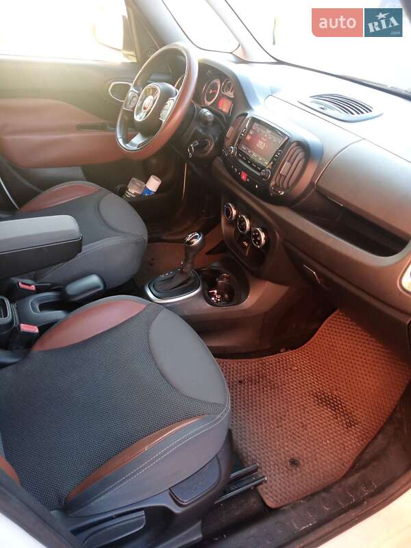 Хетчбек Fiat 500L 2013 в Києві