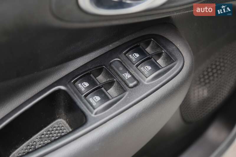 Хэтчбек Fiat 500L 2018 в Киеве фото 20 Хэтчбек Fiat 500L 2018 в Киеве