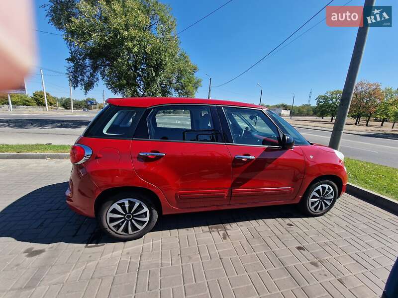 Хетчбек Fiat 500L 2013 в Дніпрі