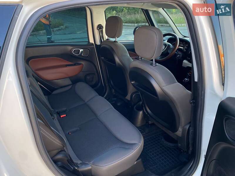 Хетчбек Fiat 500L 2015 в Києві фото 19 Хетчбек Fiat 500L 2015 в Києві