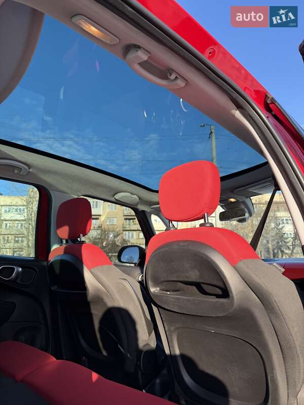 Хэтчбек Fiat 500L 2012 в Черновцах