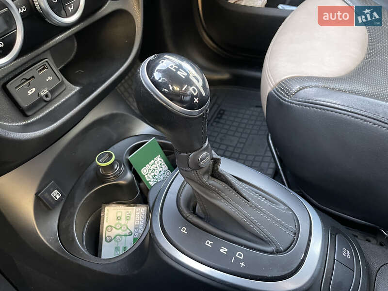 Хэтчбек Fiat 500L 2014 в Ужгороде