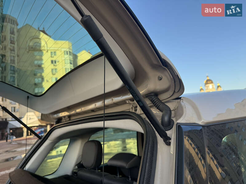 Хетчбек Fiat 500L 2015 в Києві фото 32 Хетчбек Fiat 500L 2015 в Києві