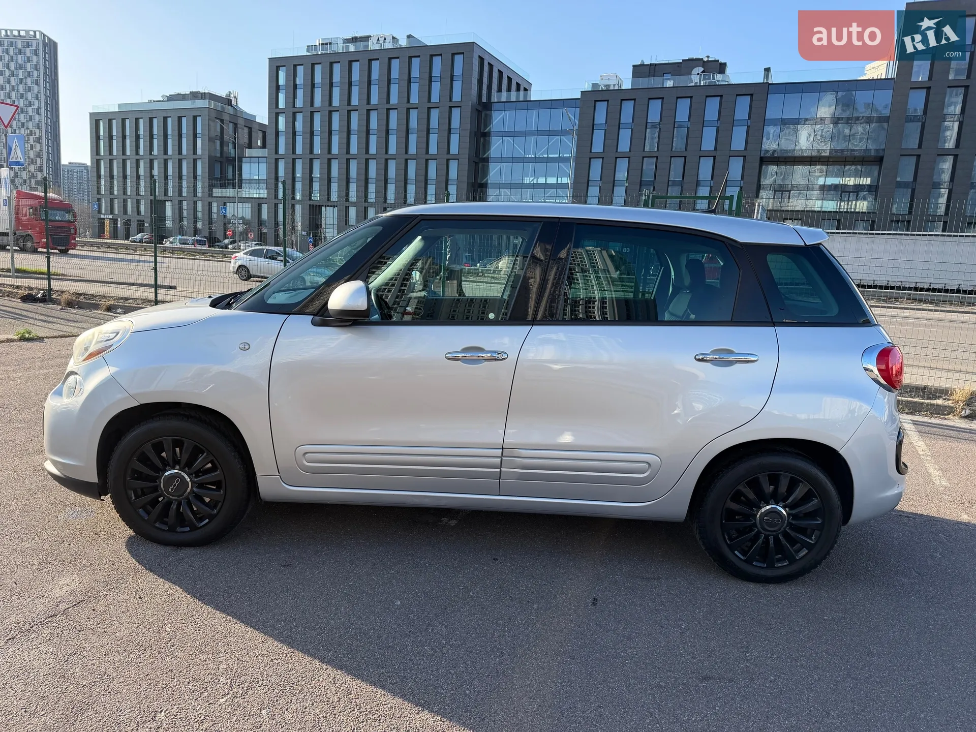 2016 Fiat 500L - мініатюра 3