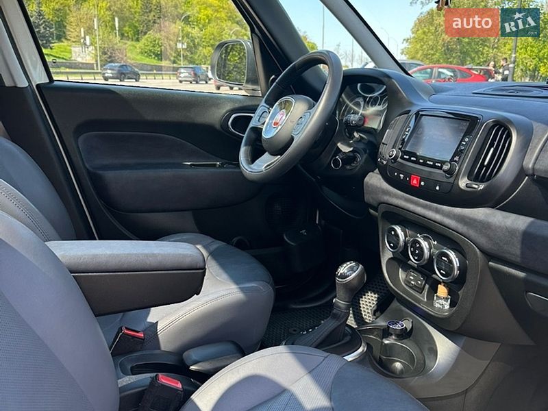 Хэтчбек Fiat 500L 2013 в Киеве