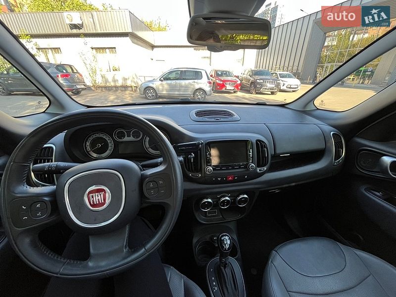 Хэтчбек Fiat 500L 2015 в Киеве