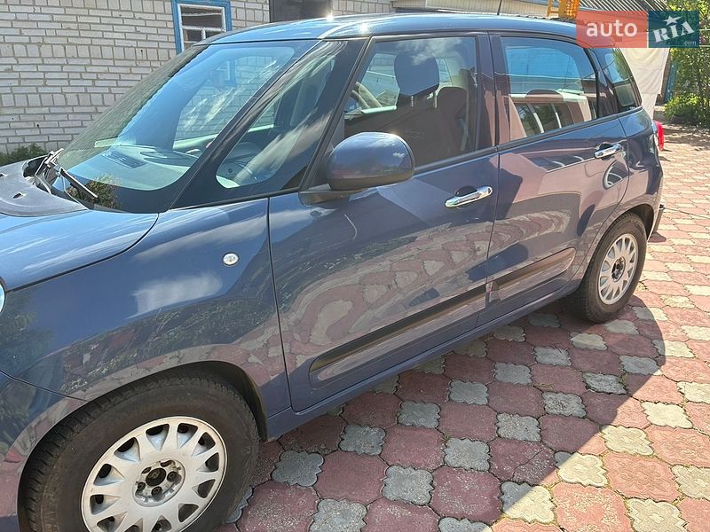 Хэтчбек Fiat 500L 2017 в Мироновке