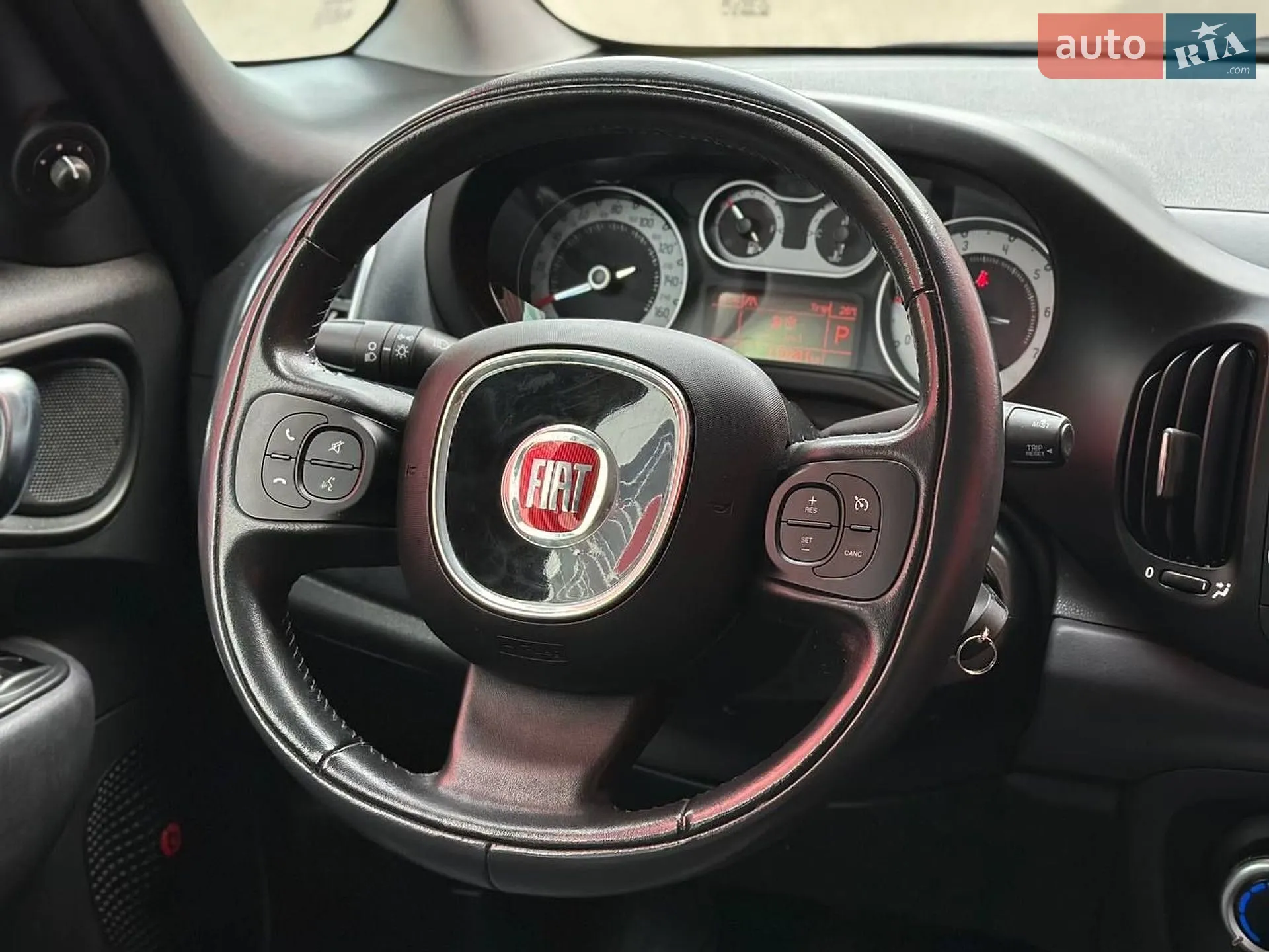 2016 Fiat 500L - мініатюра 30
