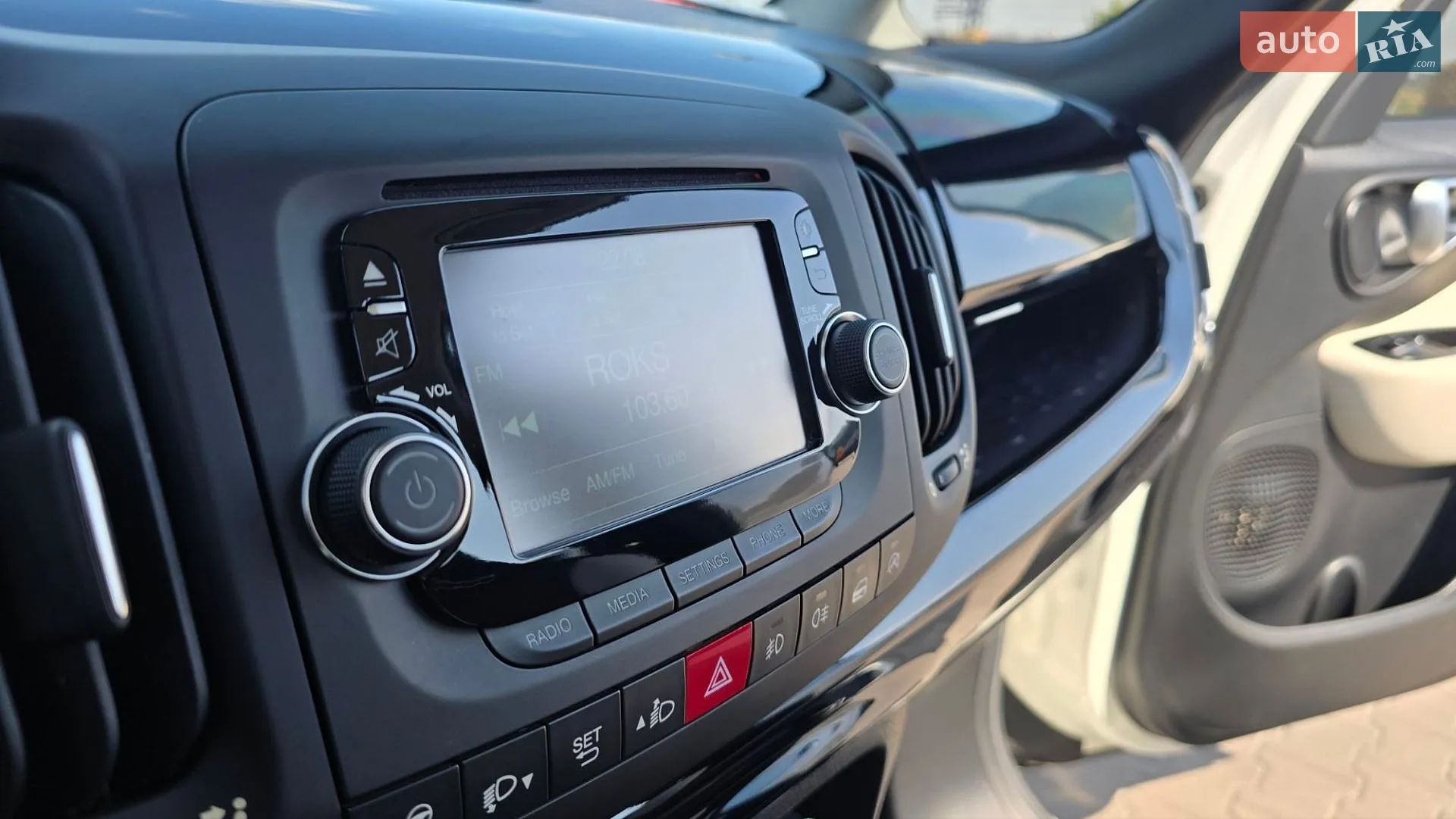 2014 Fiat 500L - мініатюра 19