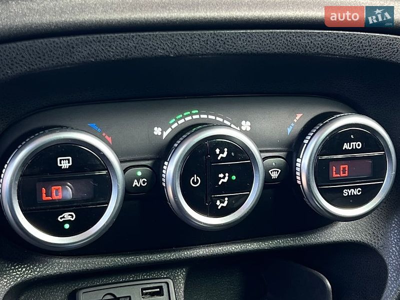 Хетчбек Fiat 500L 2013 в Білогородці фото 28 Хетчбек Fiat 500L 2013 в Білогородці