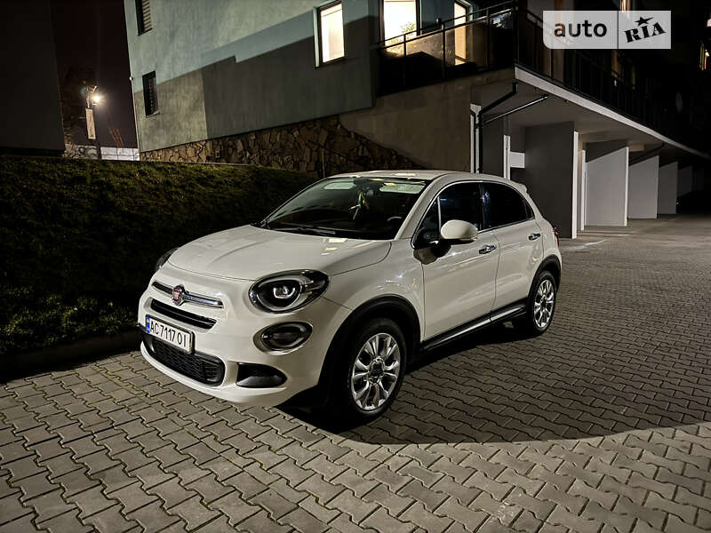 Внедорожник / Кроссовер Fiat 500X 2015 в Луцке