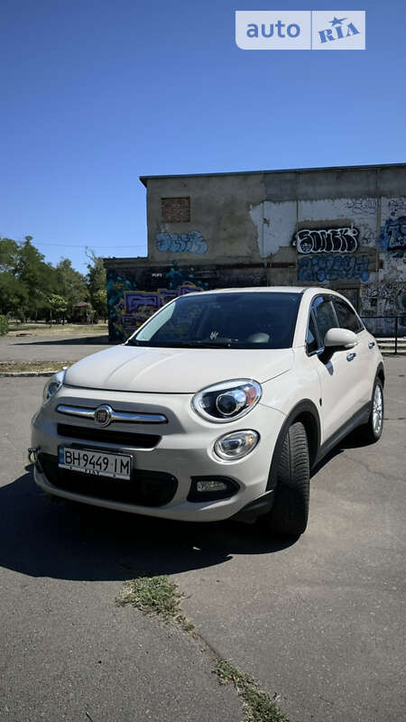 Внедорожник / Кроссовер Fiat 500X 2016 в 