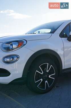 Внедорожник / Кроссовер Fiat 500X 2015 в 