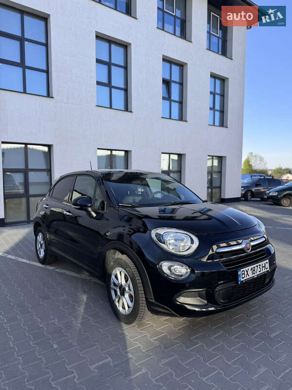 Внедорожник / Кроссовер Fiat 500X 2015 в 