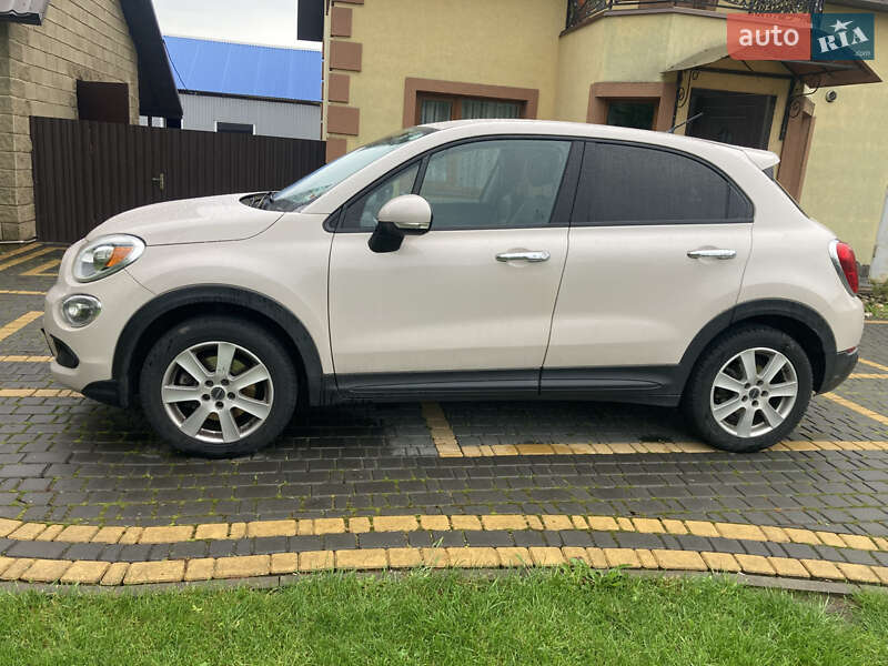 Внедорожник / Кроссовер Fiat 500X 2015 в 