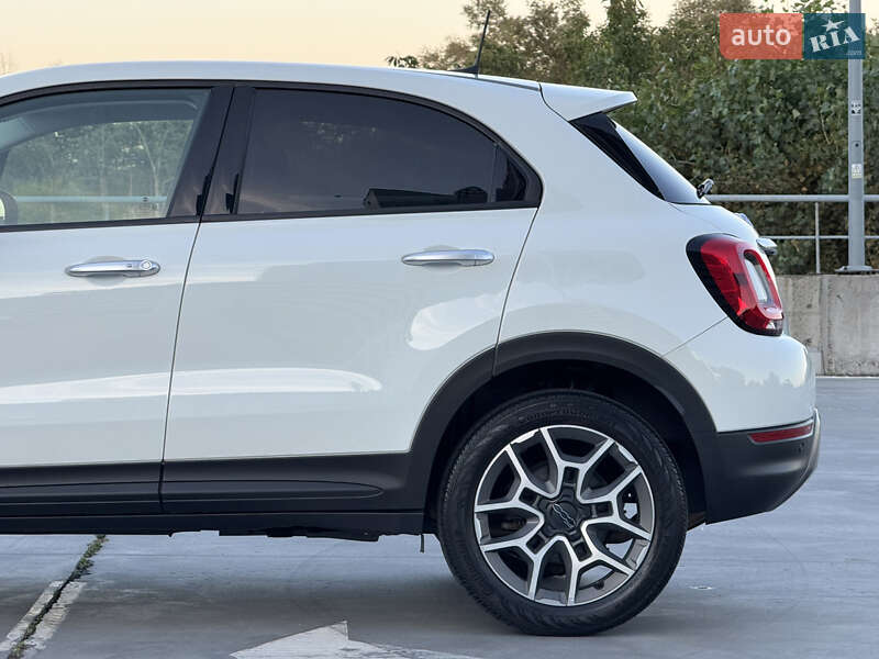 Внедорожник / Кроссовер Fiat 500X 2020 в Киеве