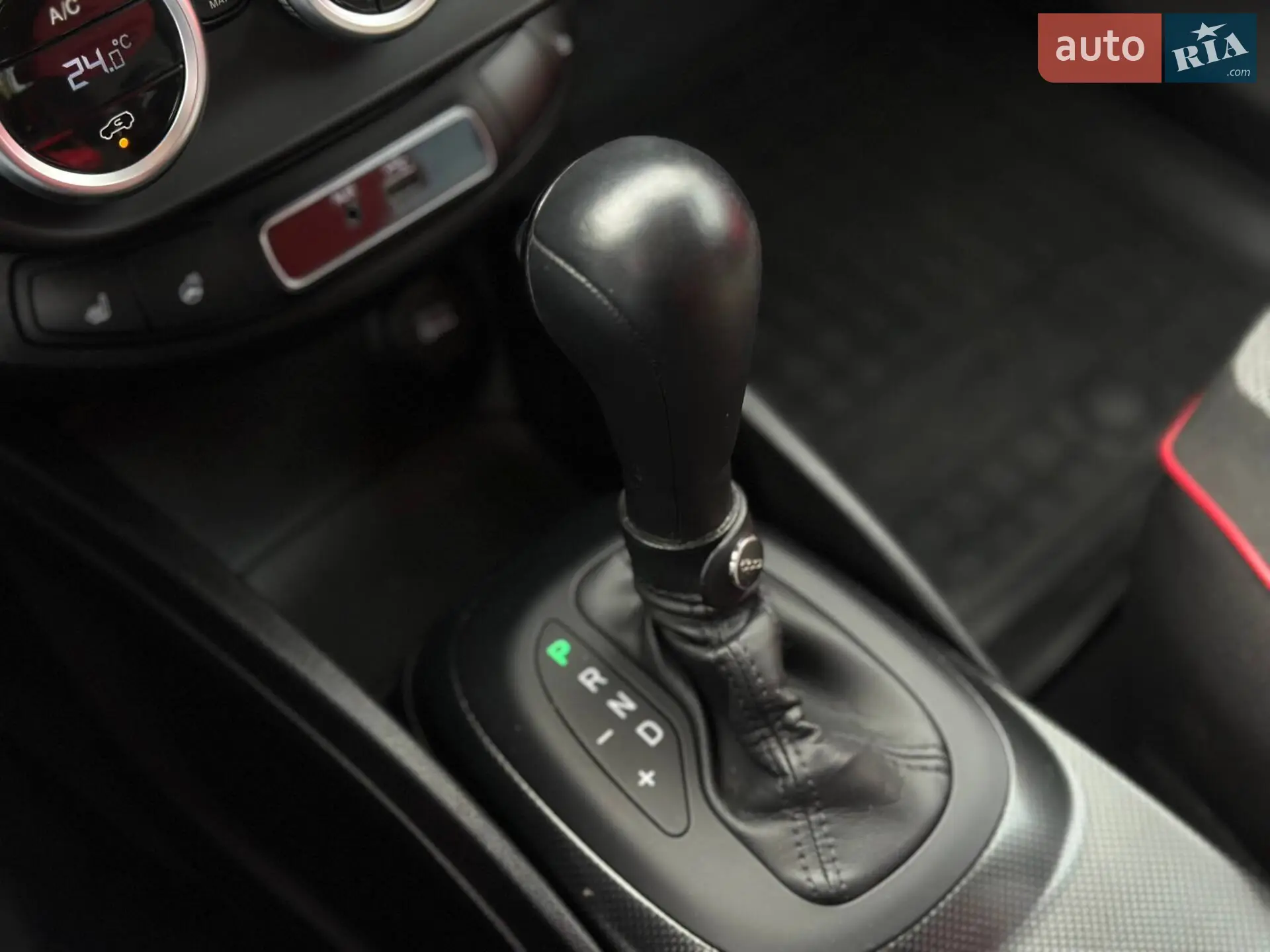 2015 Fiat 500X - мініатюра 17