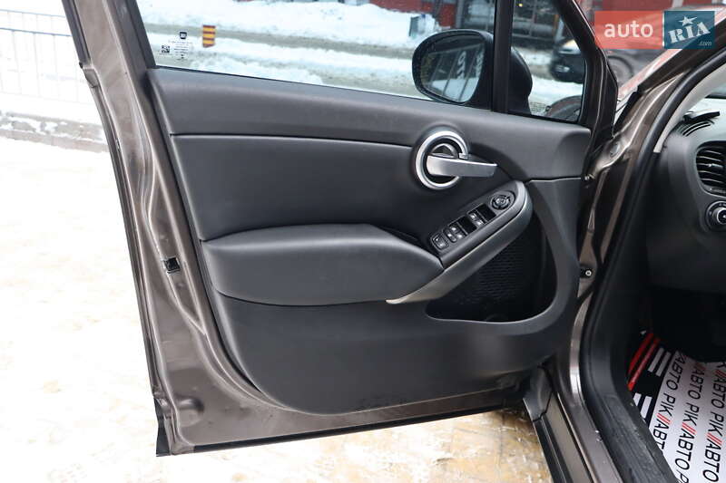 Внедорожник / Кроссовер Fiat 500X 2016 в Львове