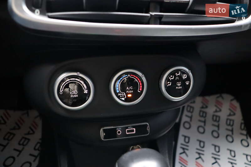 Внедорожник / Кроссовер Fiat 500X 2016 в Львове