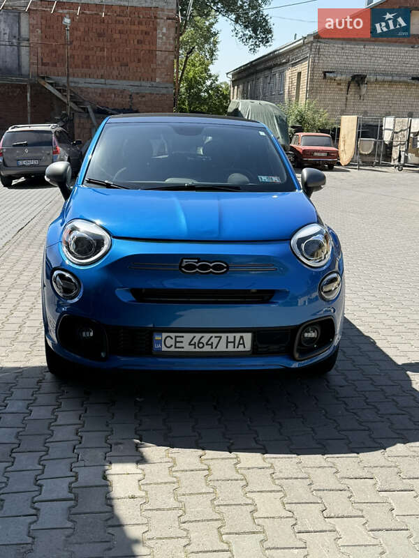 Позашляховик / Кросовер Fiat 500X 2022 в Чернівцях