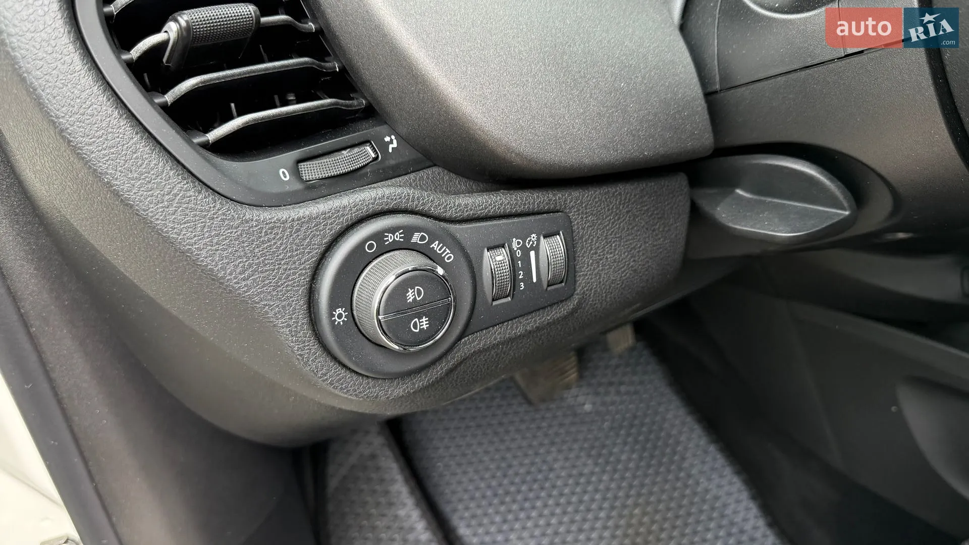 2017 Fiat 500X - мініатюра 39